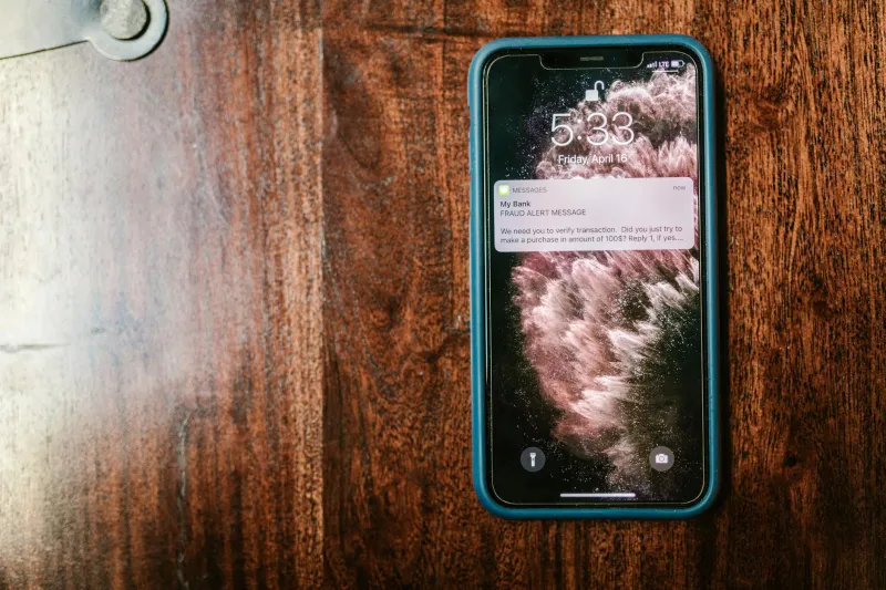 The Text Thread That Lives Forever in Digital Purgatory